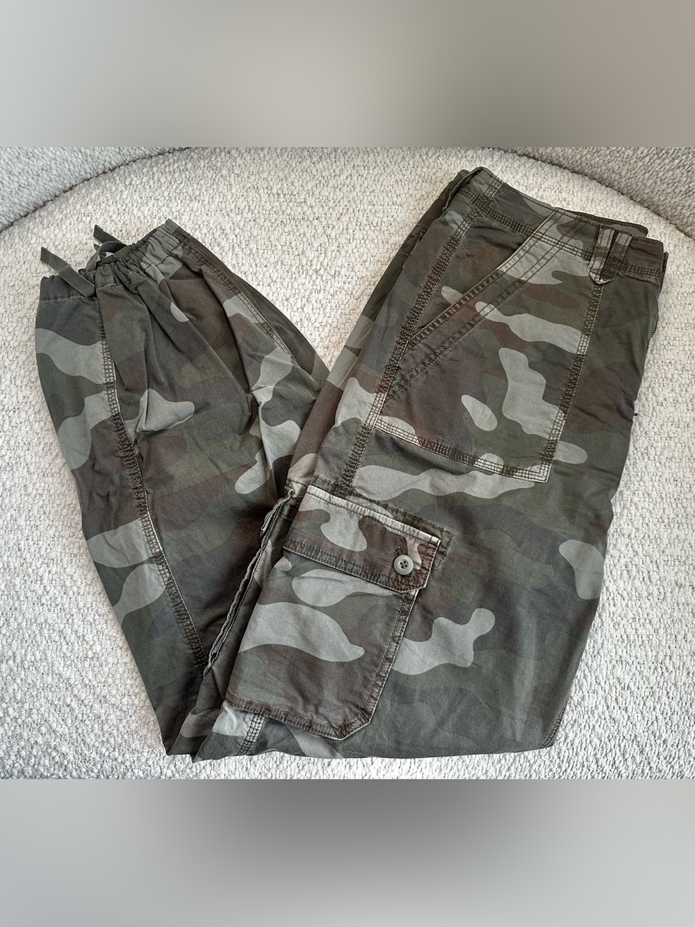 American Eagle Camo Stretch Cargo Pants